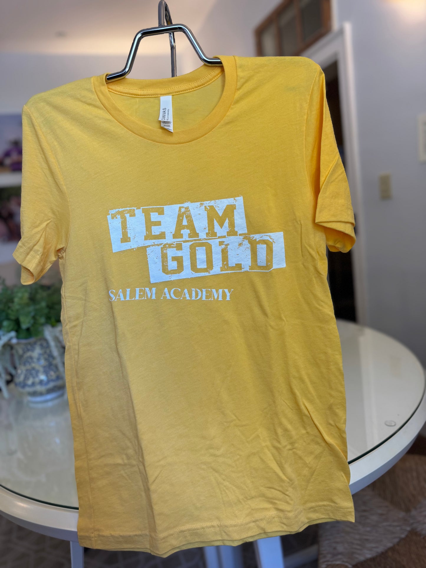 T-Shirt: Team Gold